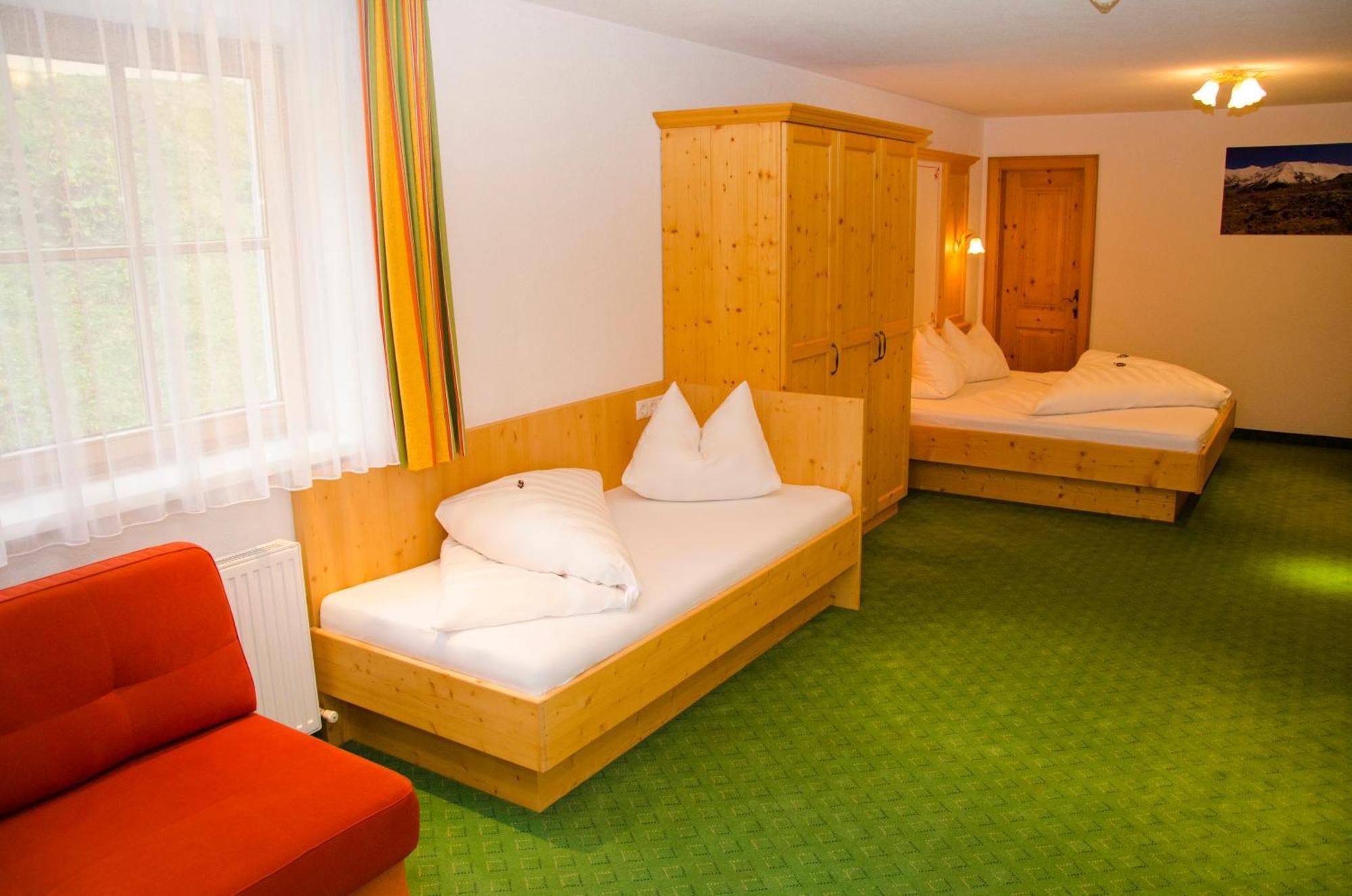 Hotel Garni Alpenblick Ischgl Bilik gambar
